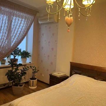 Продається 2 кімн. квартира в Центрі