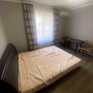 Здається затишна 1-кімнатна квартира площею 30 м² в напівособняку в районі Університету нафти і газу