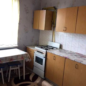 Здам на місяць квартиру по вул. Шухевича. Меблі, техніка