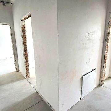 2 кімнатна квартира в новобудові від власника 62м²  5 поверх все зроблено під чистову тепла підлога газкотел 2 санвузли сонячна в продажу є раркомісця