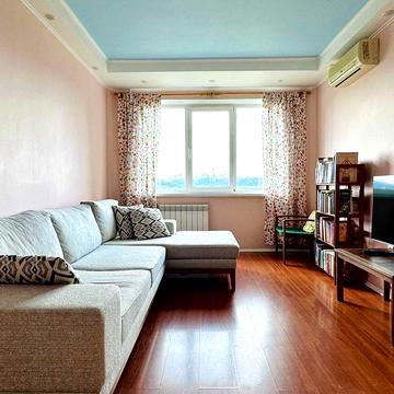 Продам світлу 3-к квартиру 62м² вул Дніпровська набережна Березняки