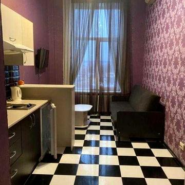 Продам гарну гостинку на Салтівці.