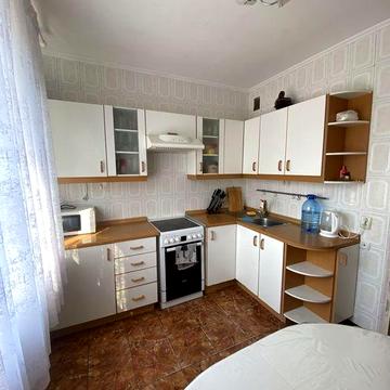 Здається 3-кімнатна квартира по вул.Оноре де Бальзака 61а