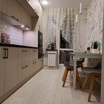 Сдам 3 ком квартиру, тополь 1, Запорожское шоссе 40