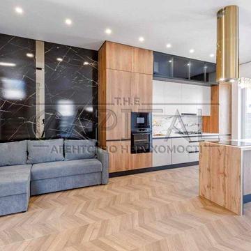 Продаж якісного дуплексу 144 м² на доглянутій ділянці 2 сотки з газоном Петропавлівська Борщагівка