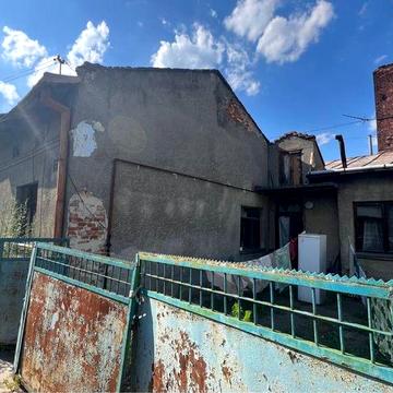 Продаж  будинку по вулиці Новознесенській