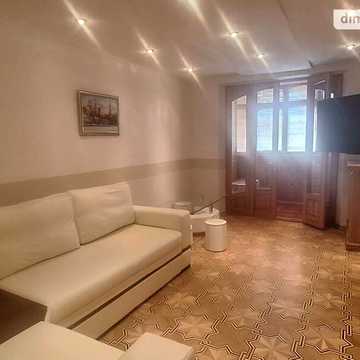 Продаж 3к Квартира Перемоги проспект