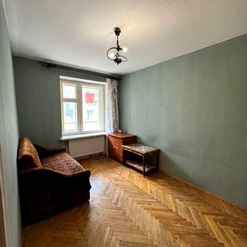 Продаж .2-кімнатна квартира з індивідуальним опаленням