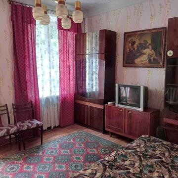 Сдается 2 ком. кв. пр. Соборный , Вознесеновский р-н..