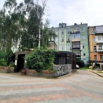 Продаж  1к Центр  Михайлівська пл, Пейзажна алея, Велика Житомирська  10