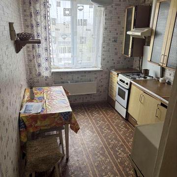 Оренда 2 кімнатна квартира. Газ! Метро Святошино. Вул. Депутатська 6