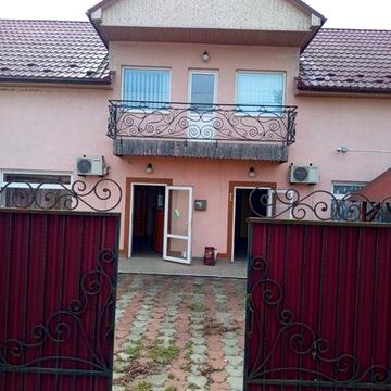 Продаж будинку (можливо під комерцію) траса Виноградів-Вилок