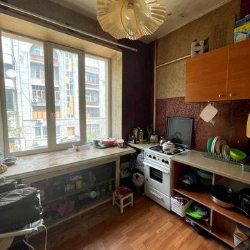 Продам свою квартиру в центре,  на ул. Гиршмана