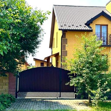 ПРОДАЖ Добротного Будинку у м.Стрий