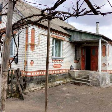 Будинок в с. Кмитів
