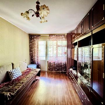 Продаж затишної 2-кімнатної квартири по вул. Різдвяна