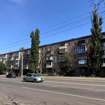 Продам Однокомнатную квартиру проспект Университетский-Гагарина.