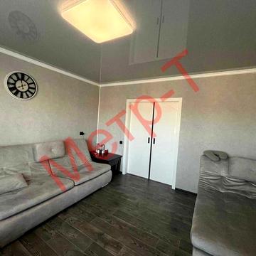 Пропонується до продажу трикімнатна квартира в районі вулиці Новопречистенська.