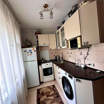 Оренда квартири , біля Костьолу, з меблями і технікою