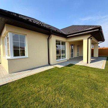 Продаж американки в м. Ужгород, район Садовий (дальній)