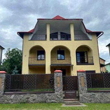 Продаж будинку Рудне р-н Духовної Семінарії та лісу з ремонтом