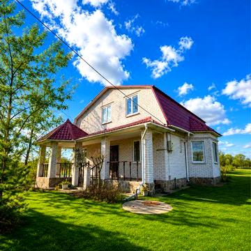 Просторий будинок із великою ділянкою всього за 50 км від Києва!