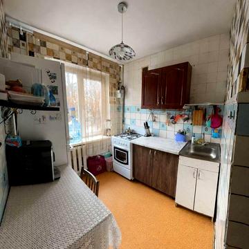 Продам 4-х кімнатну квартиру р-н Половки