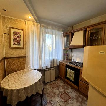 Оренда трикімнатної (3) квартири на Алмазному!!