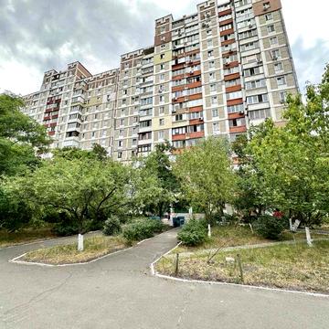 Продаж 1к квартири Троєщина пр Маяковського 52