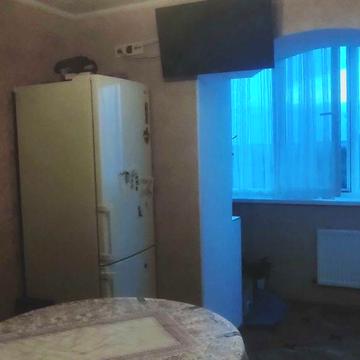 Продам двокімнатну квартиру 60 кв.м
