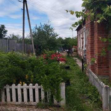 Продам гарний будинок у Нововодолазькому районі.