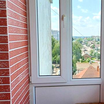 Здам 2 квартиру в центрі міста, є все необхідне