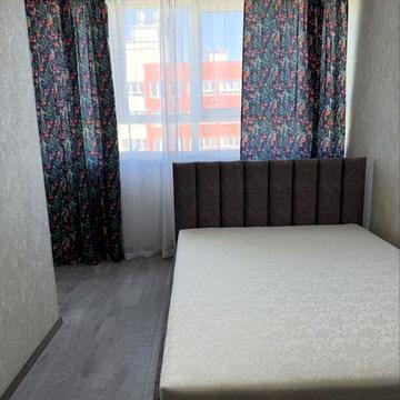 Оренда нової 1 кім квартири Атлант в центрі