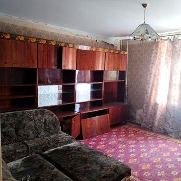 Продам 1 комнатную квартиру пр. Гагарина, пр. Науки.