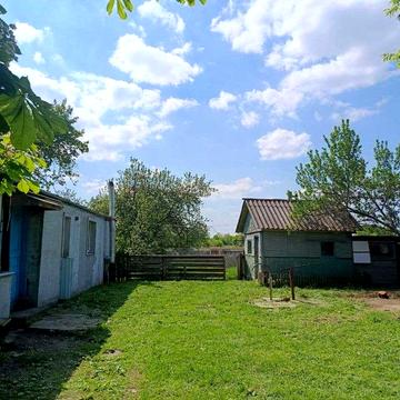 Будинок з комунікаціями 90 км від Києва