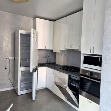 Простора 2-кімнатна квартира в розвининому районі Бучі