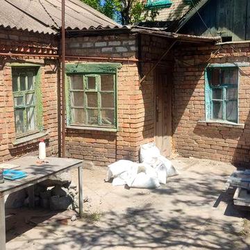Продам будинок під капітальний ремонт (реставрацію)