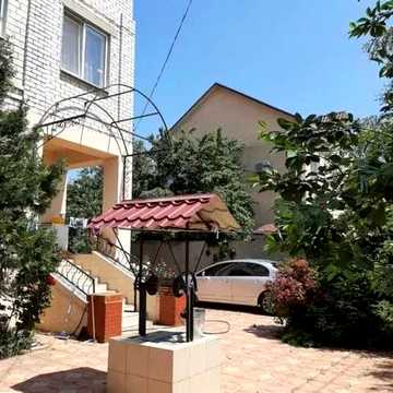 (13) Продам добротний будинок у с. Нова Долина