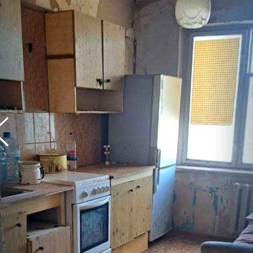 Продам 3х комнатную квартиру на Бочарова 64 метра за 32 500