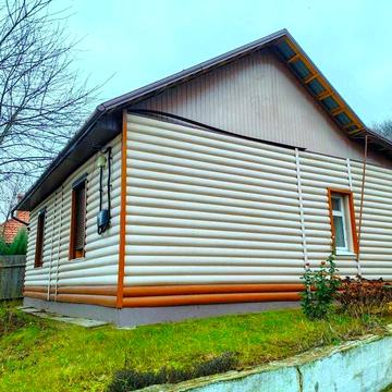 ‼️Вороніна‼️ Цегляний будинок у гарному стані, є гараж, затишна локація