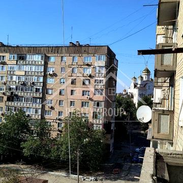 Віктора Оцерклевича вул. (Курчатова), 15