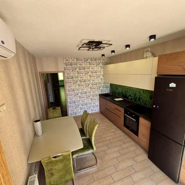 СВОЯ аренда квартиры 78 м2 новострой р-н Сосновая горка