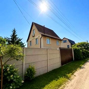 Продам чудовий будинок СТ Вишеньки.Альтанка,газон,підвал,сад