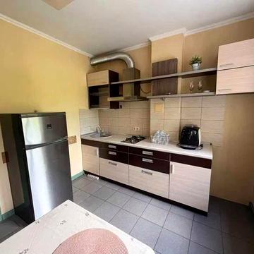 Продам 3к квартиру-66,7м2 2 этаж  Сокол 1
