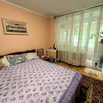 Продаж 2-кімнатної квартири по вул. Героїв Майдану