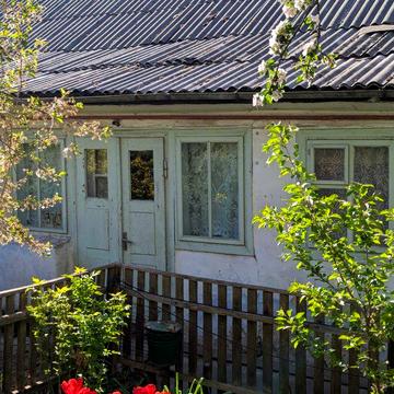 НЕРУХОМІСТЬ від ОЛЕКСАНДРА!!! Частина будинку по Старицького.