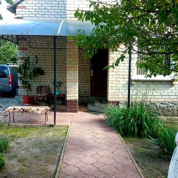 Продається котедж в смт. Брусилів Житомирської області