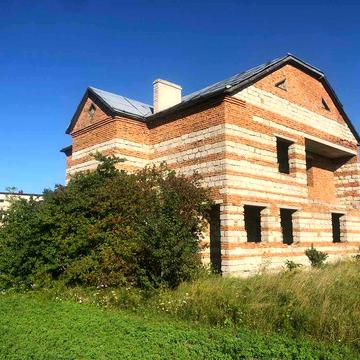 будинок цегляний у смт. Великі Бірки обжита вулиця, 10хв -Тернопіль