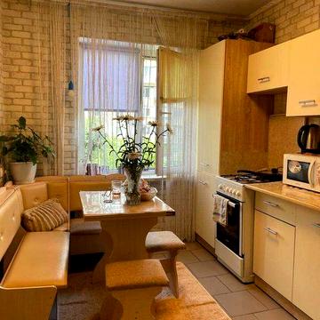 Продам 3к.квартиру возле школы на Таирова