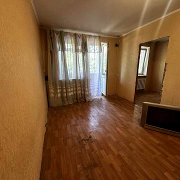 Продам двокімнатну квартиру  вул.Вокзальна